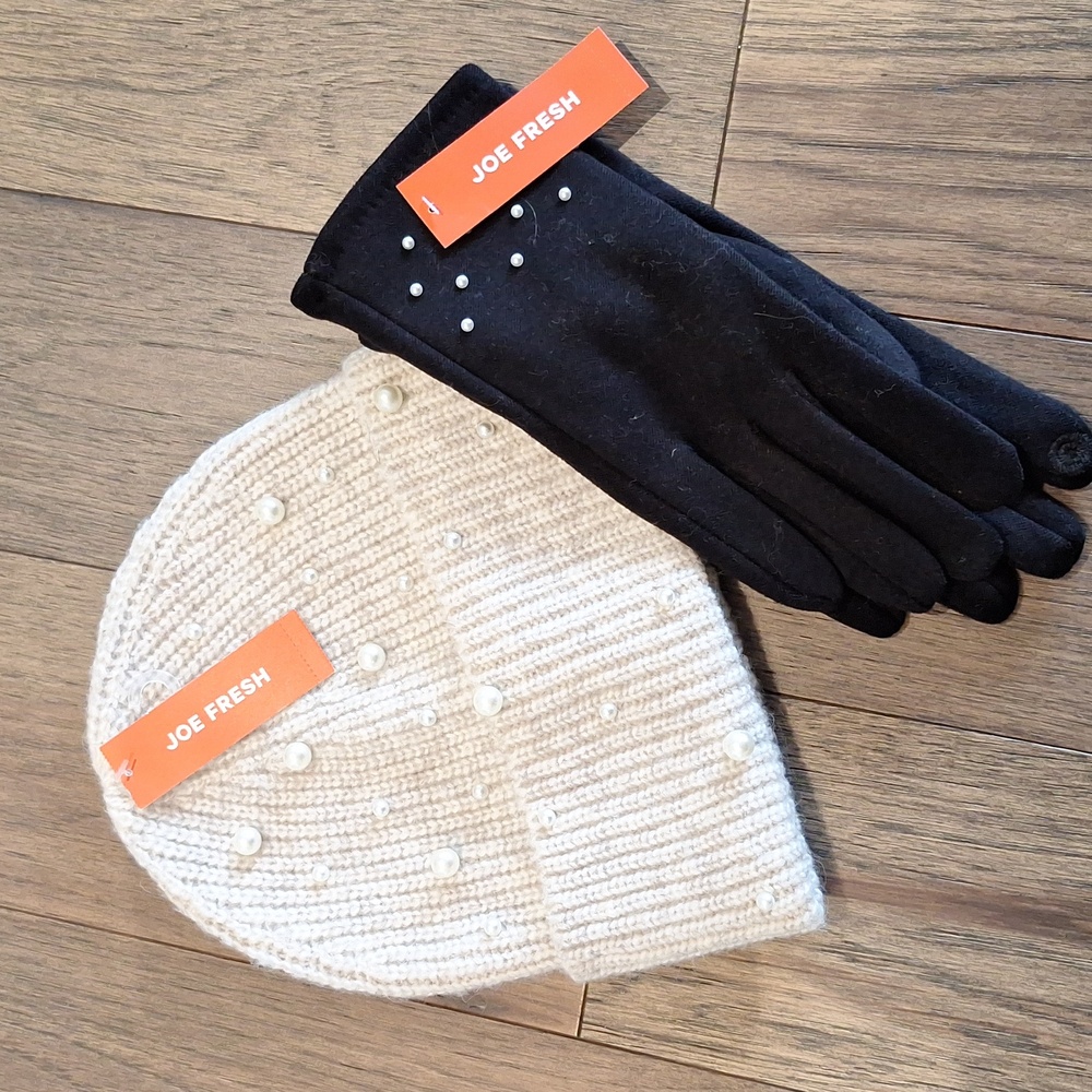 🆕️Hat and gloves[O/S]